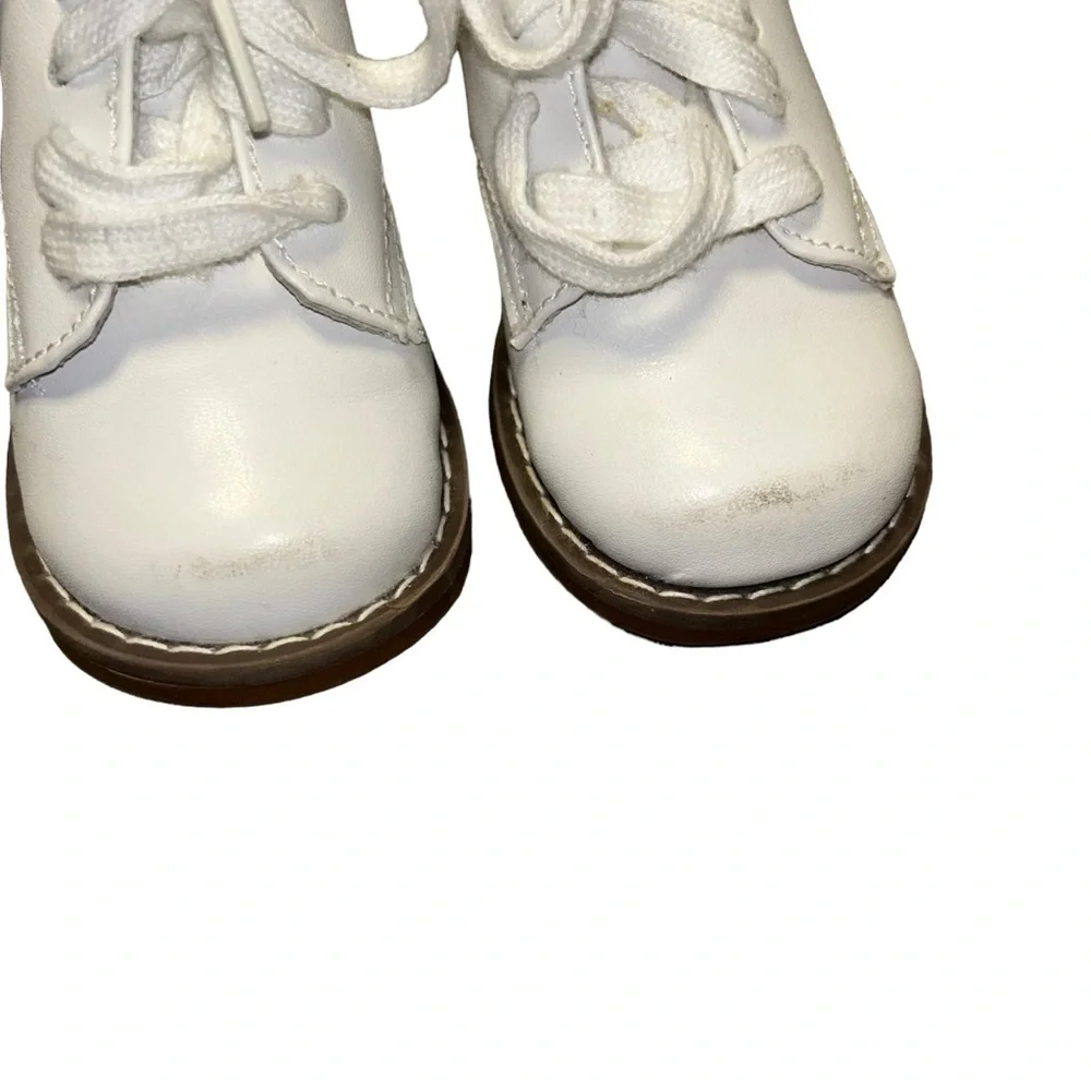 Footmates todd white leather baby walker shoes steppers booties size 3.5 wide